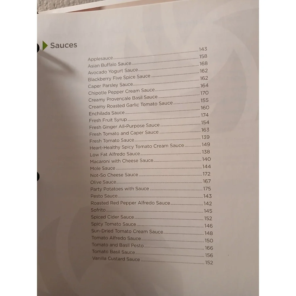 Vitamix Cookbook :‎ 250 Delicious Whole Food Recipes to Make in Your Blender #14
